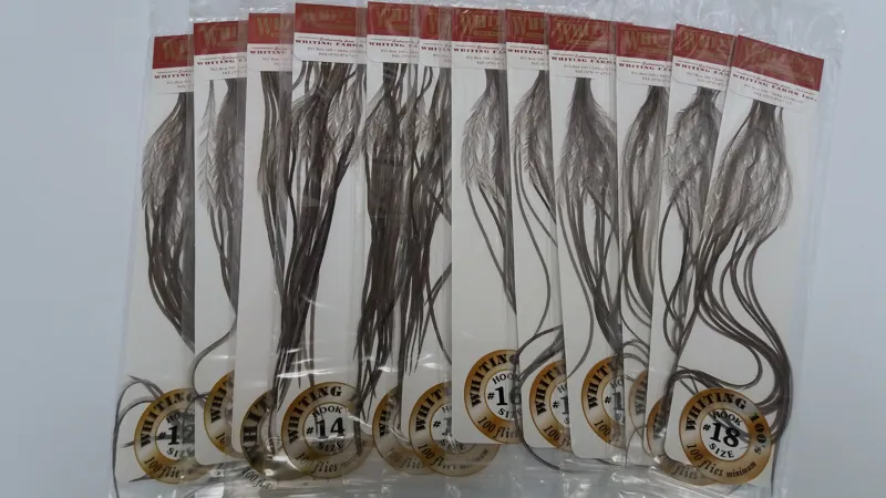 Whiting 100 Saddle Hackle Pack in Dark Dun-1